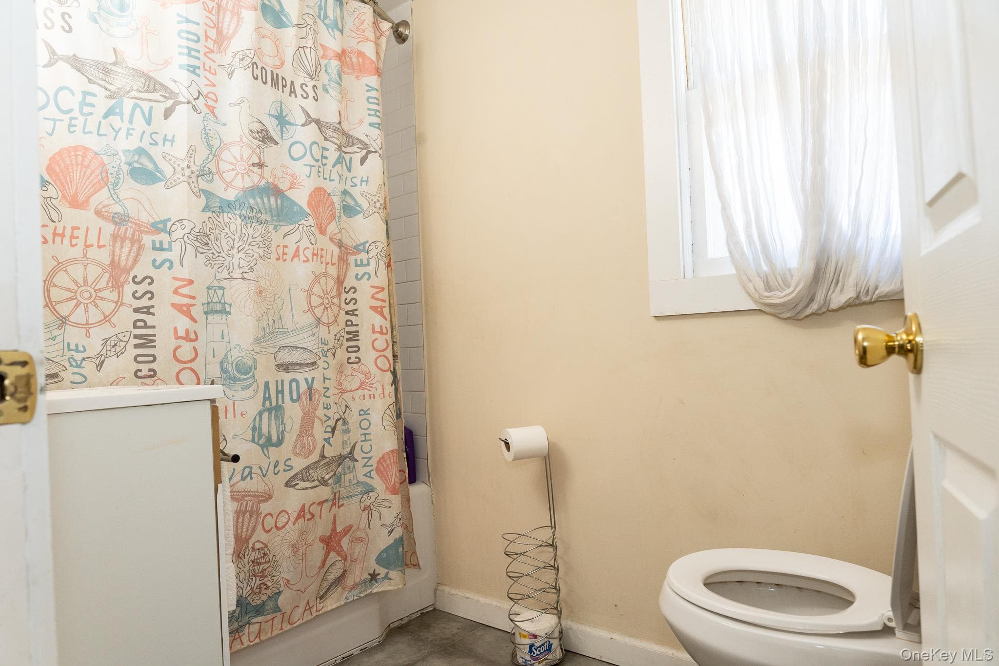 1405 Bay Avenue thumbnail 11