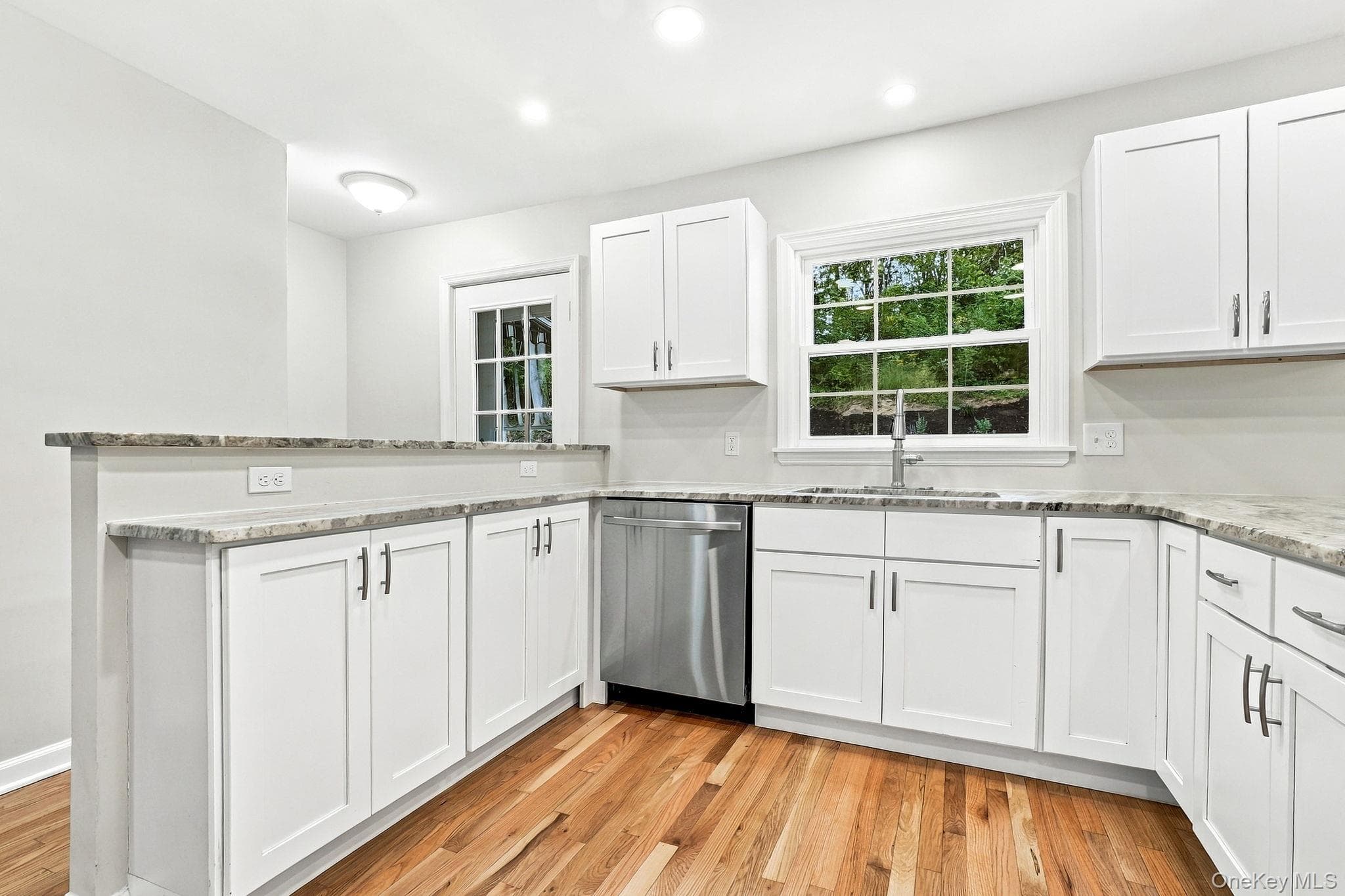 30 Delavergne Avenue thumbnail 6