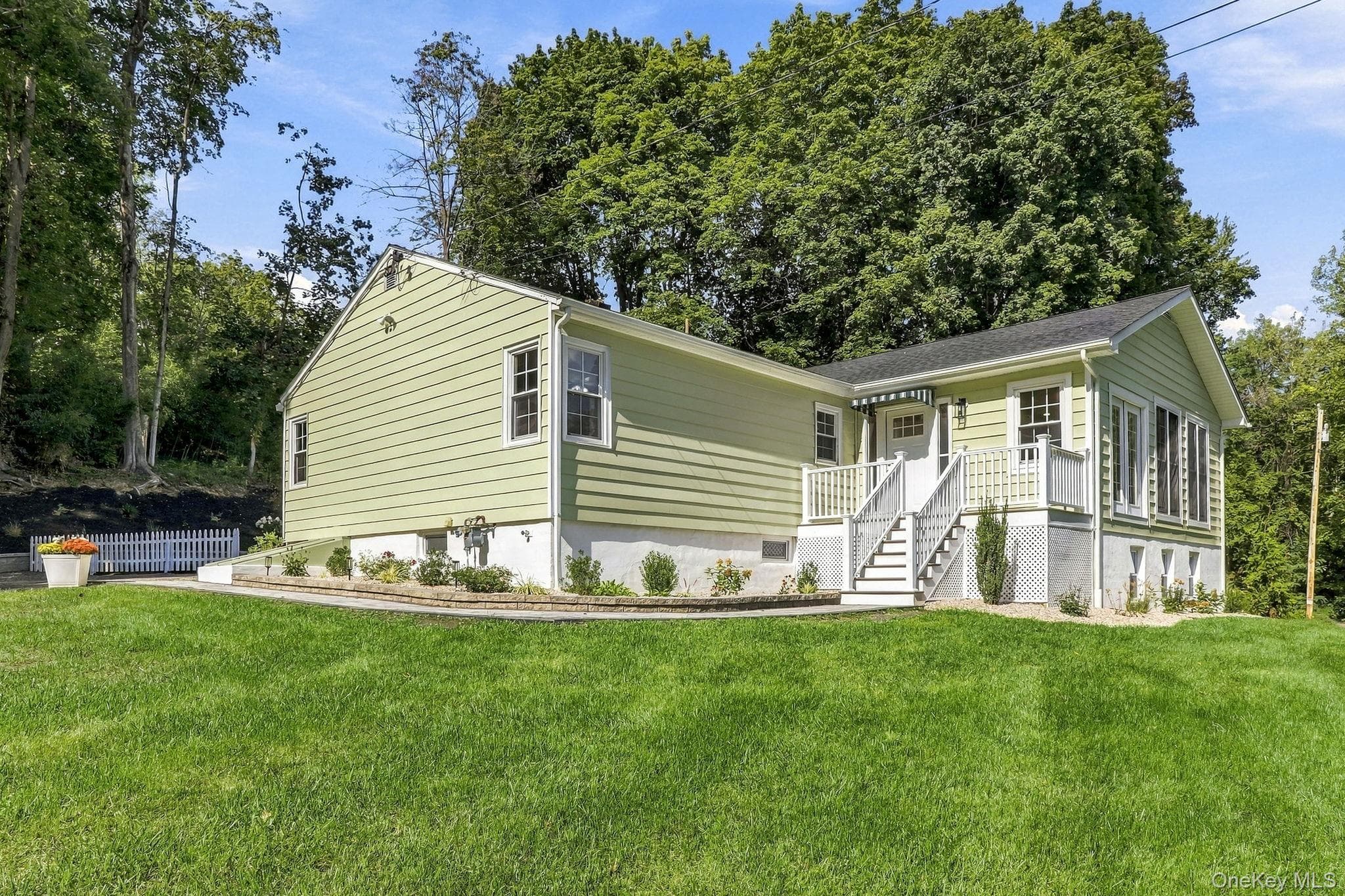 30 Delavergne Avenue thumbnail 2