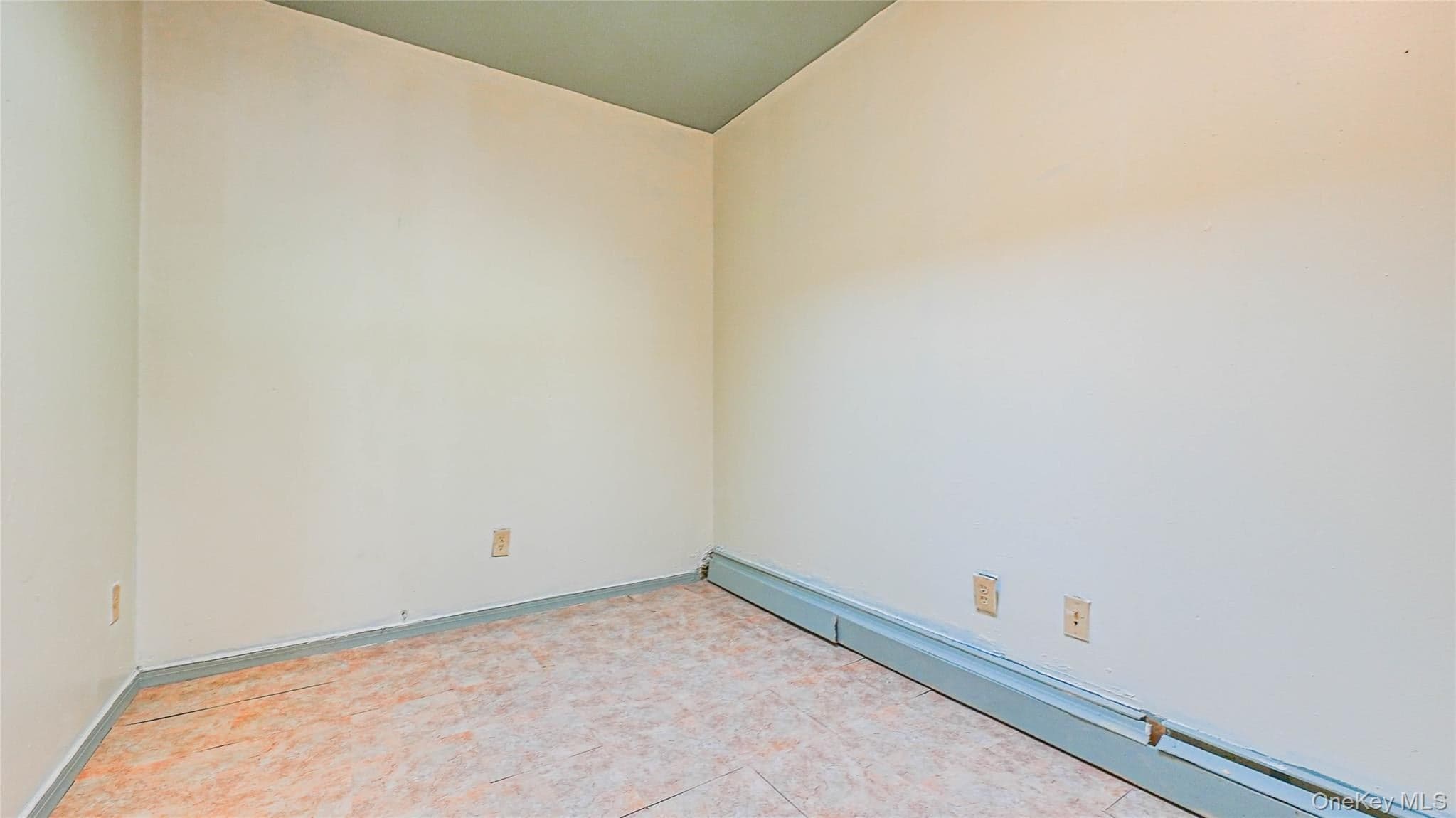 381 E 152nd Street thumbnail 10