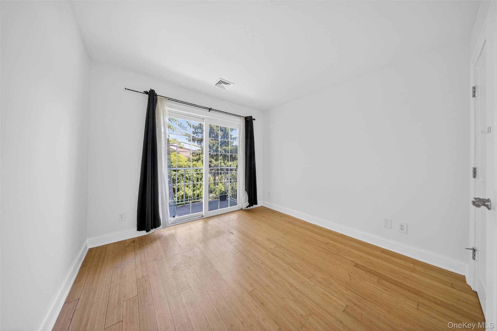 343 Soundview Lane thumbnail 24