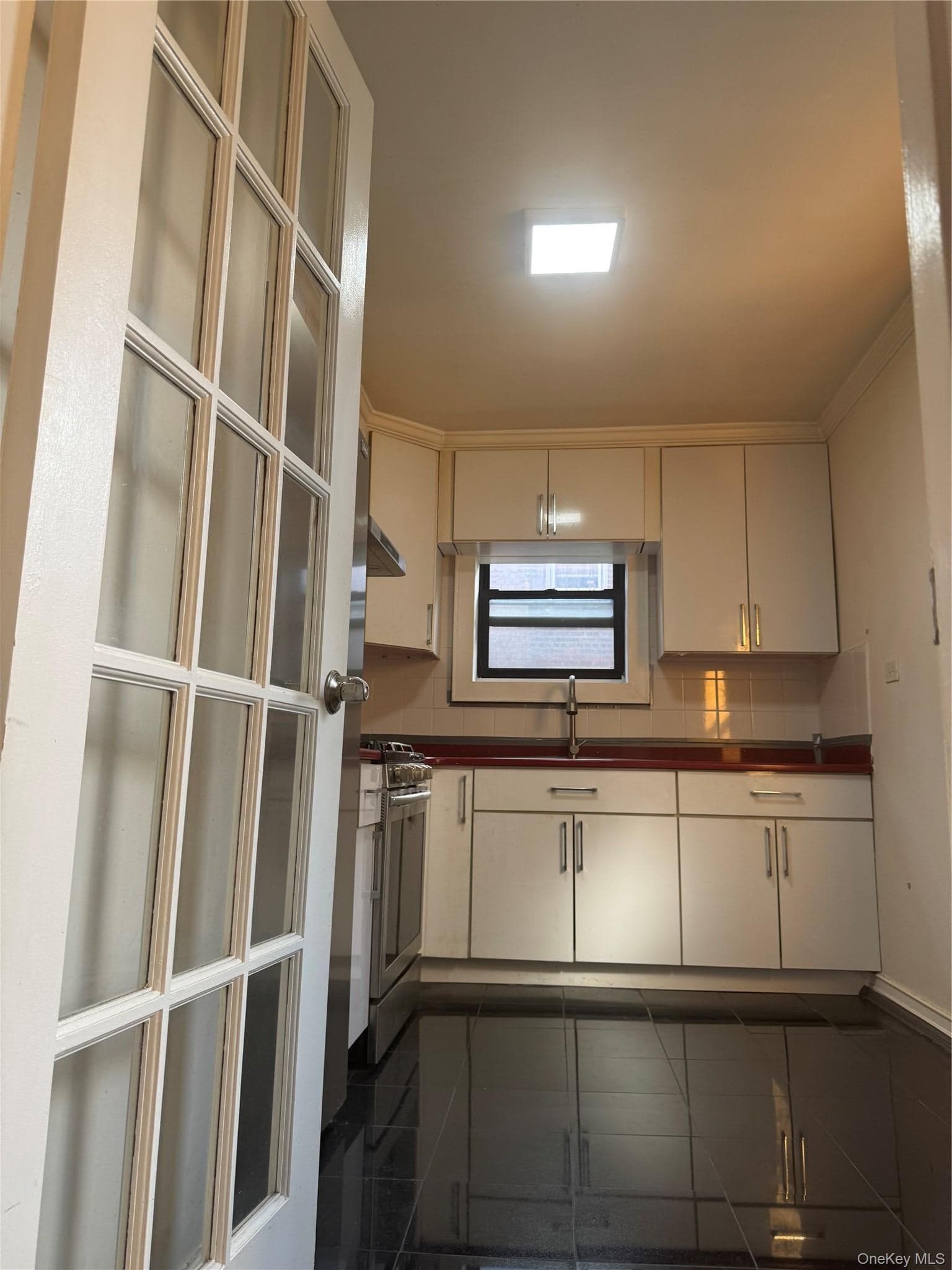 14336 Barclay Avenue Unit: 5H thumbnail 4