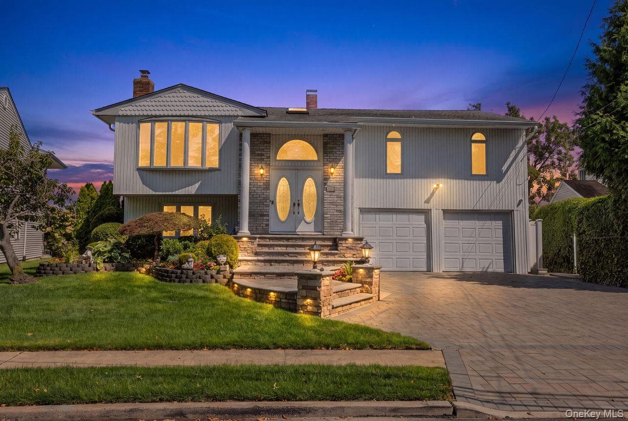 3529 Daniel Crescent thumbnail 2