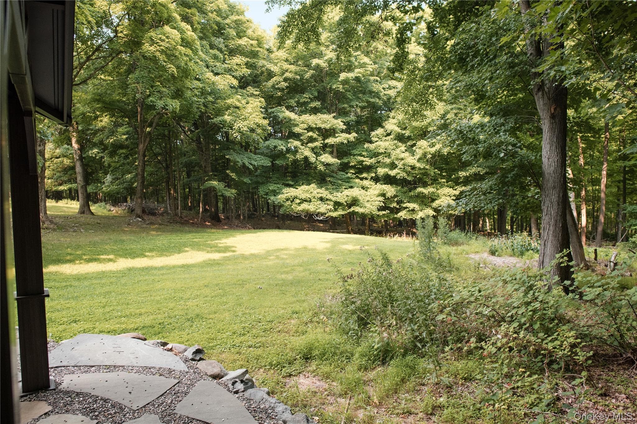 72 Old Quaker Hill Road thumbnail 3