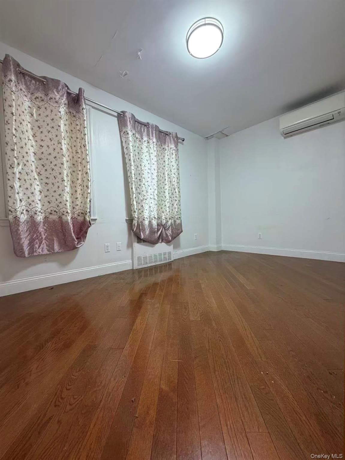 3810 Neptune Avenue thumbnail 2