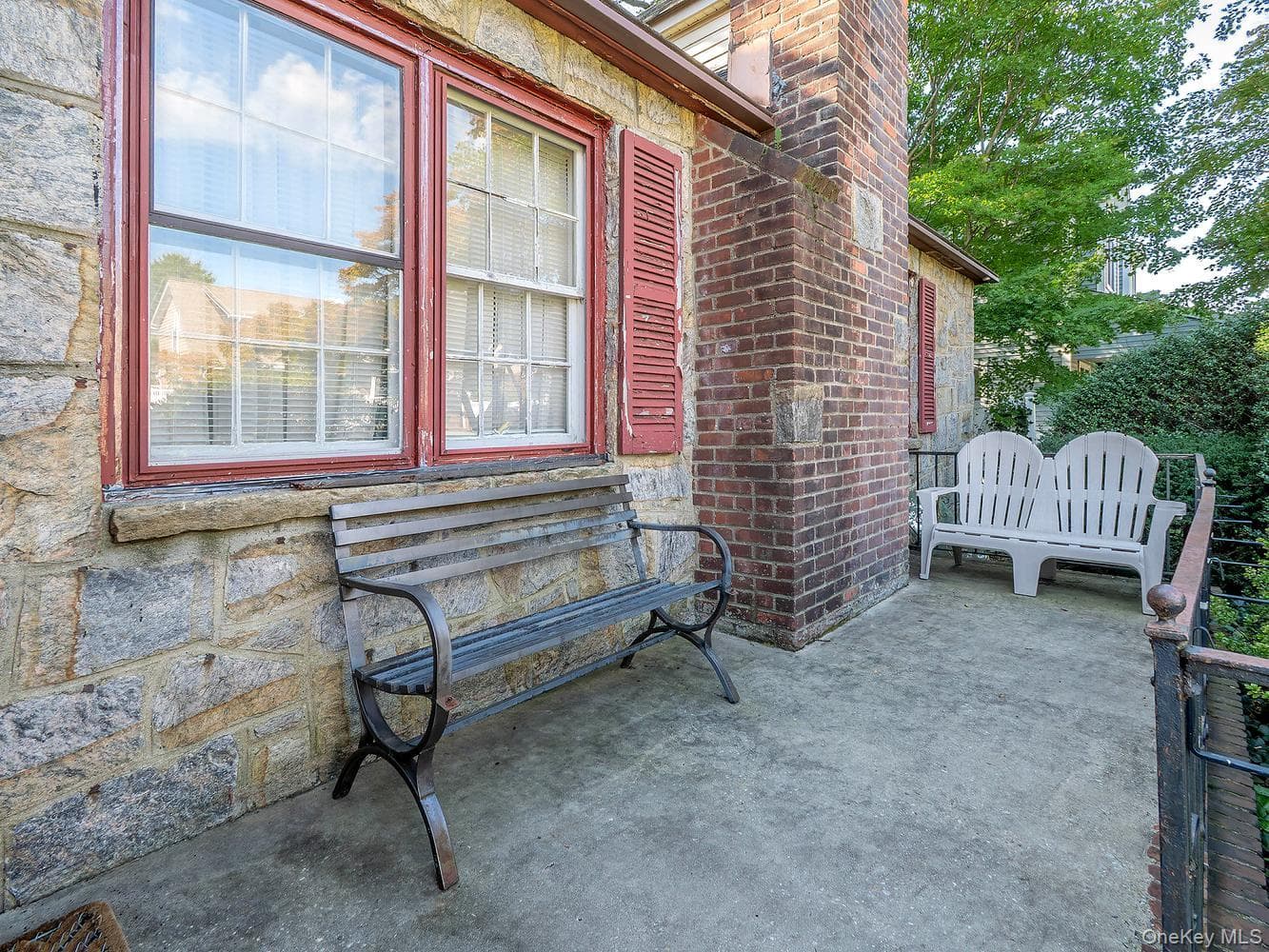 19 Plymouth Drive thumbnail 5