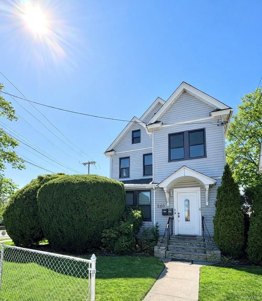 203 Washington Avenue thumbnail 2