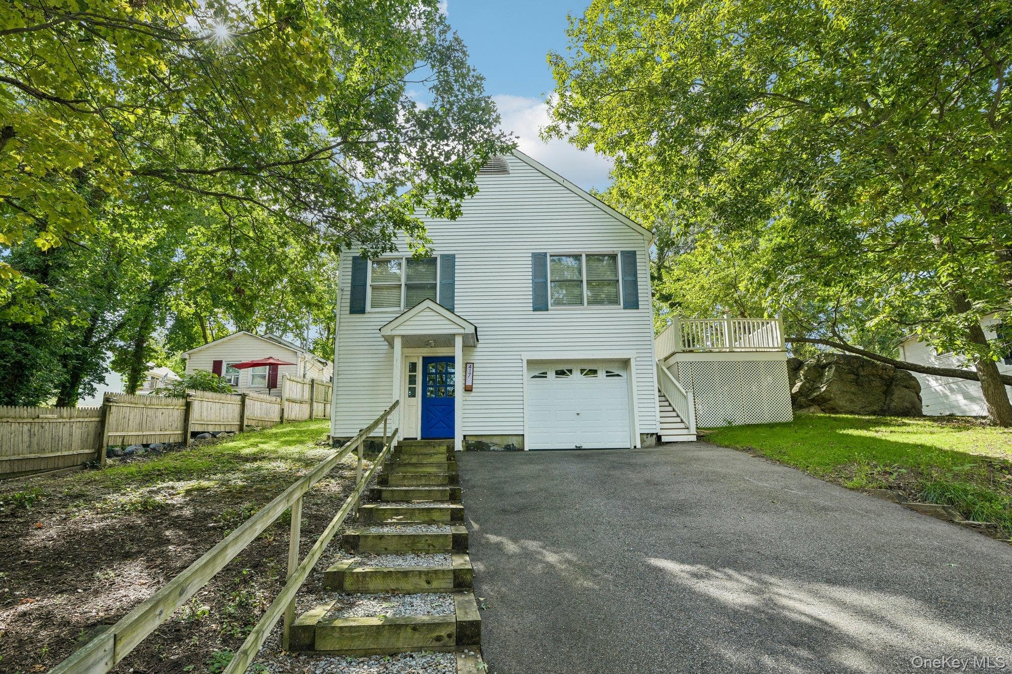 417 Echo Avenue photo 1