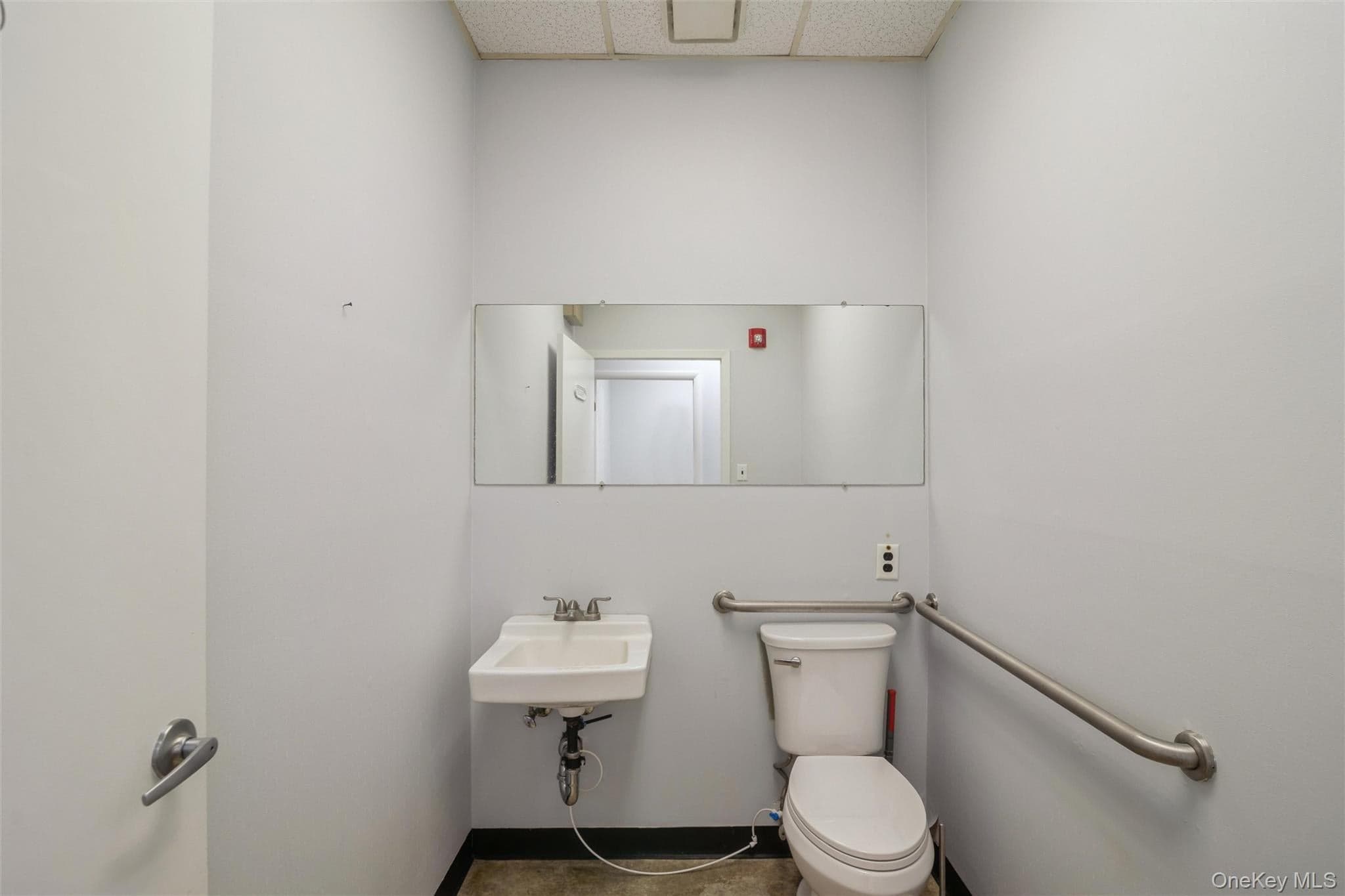 1641A Medford Avenue thumbnail 27