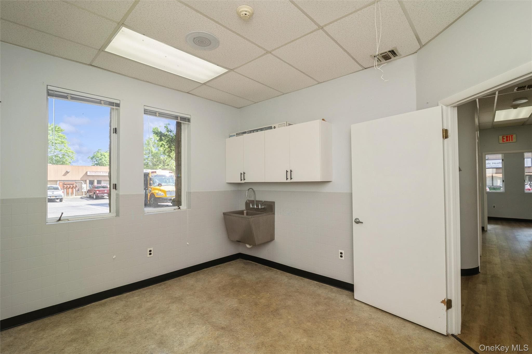 1641A Medford Avenue thumbnail 22
