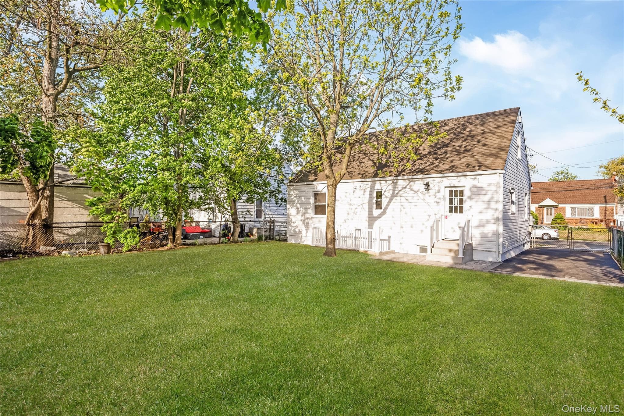 728 Martin Drive thumbnail 5