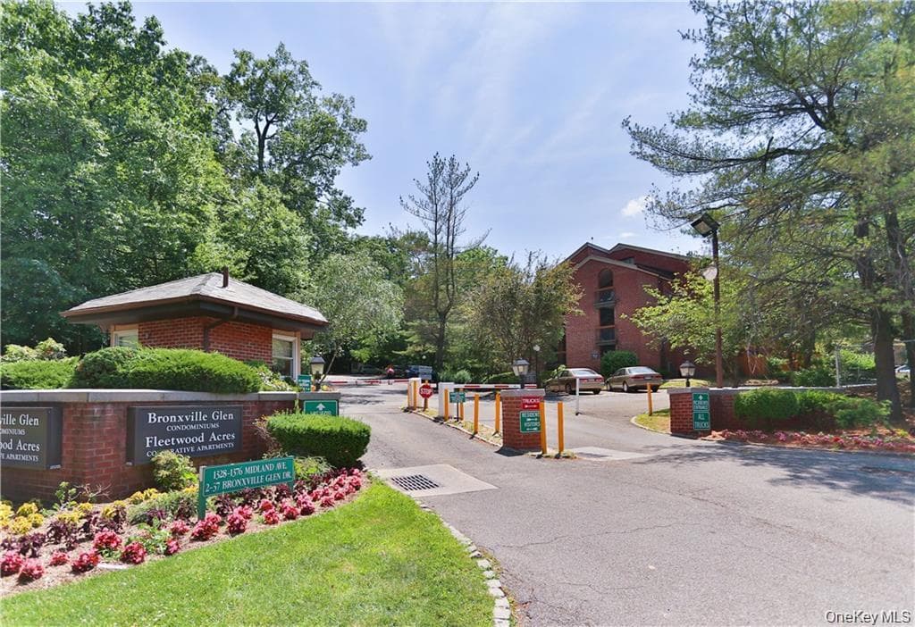 1332 Midland Avenue Unit: 3F, Bronxville