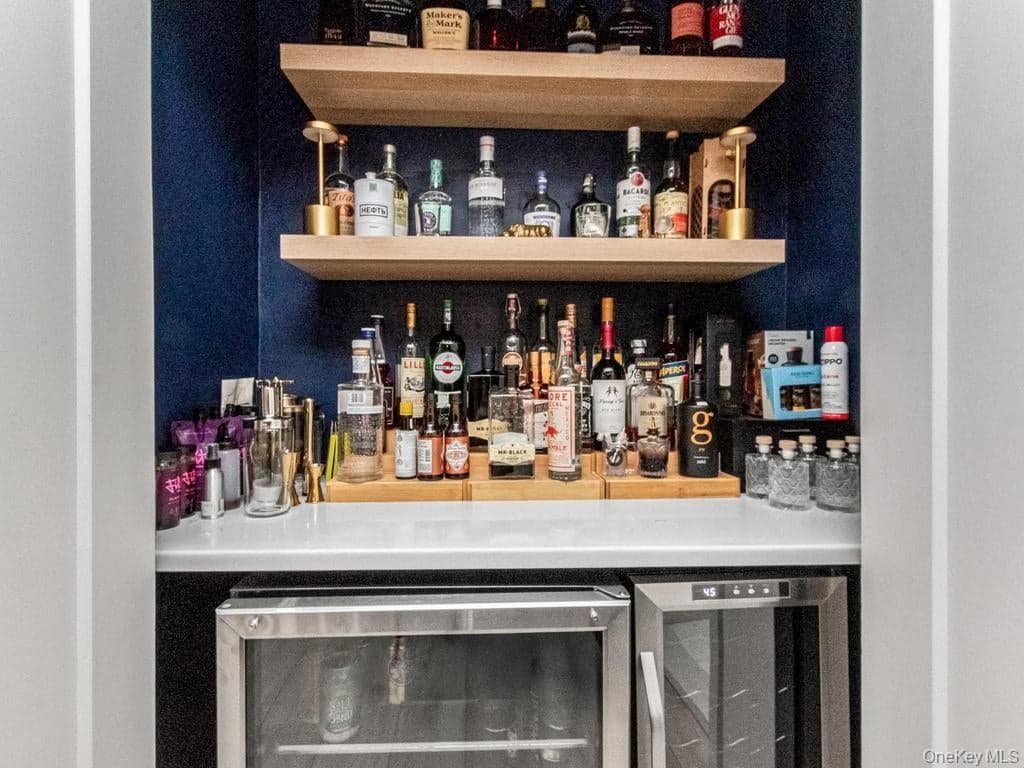 2750 Johnson Avenue Unit: 4 thumbnail 5