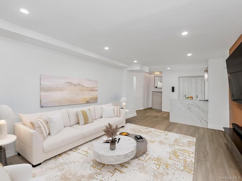 2750 Johnson Avenue Unit: 4 thumbnail 2