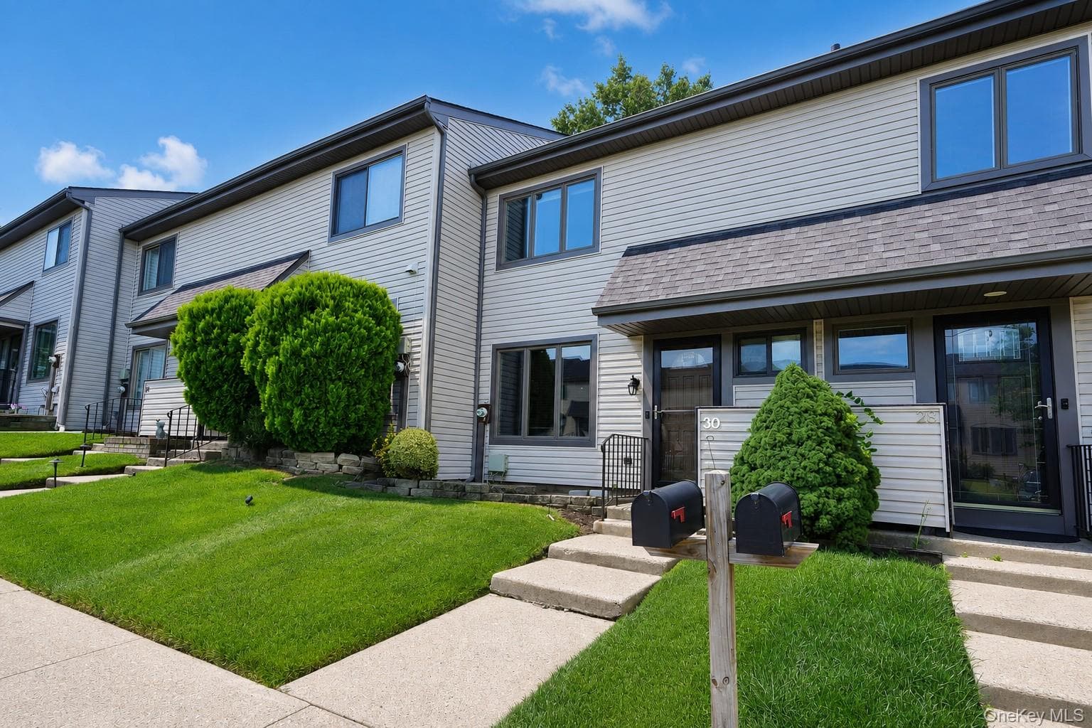 30 Hemlock Court thumbnail 2