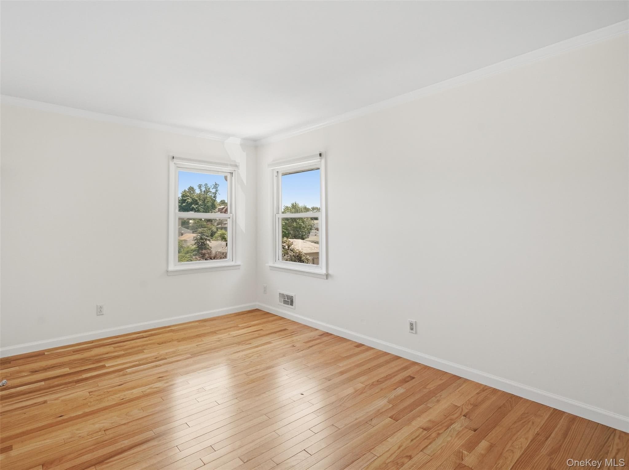 816 N Broadway thumbnail 9