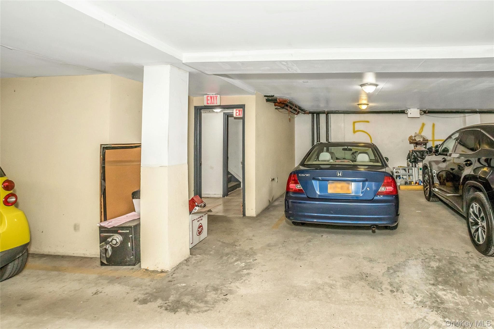 4040 68th Street Unit: PS5 thumbnail 3