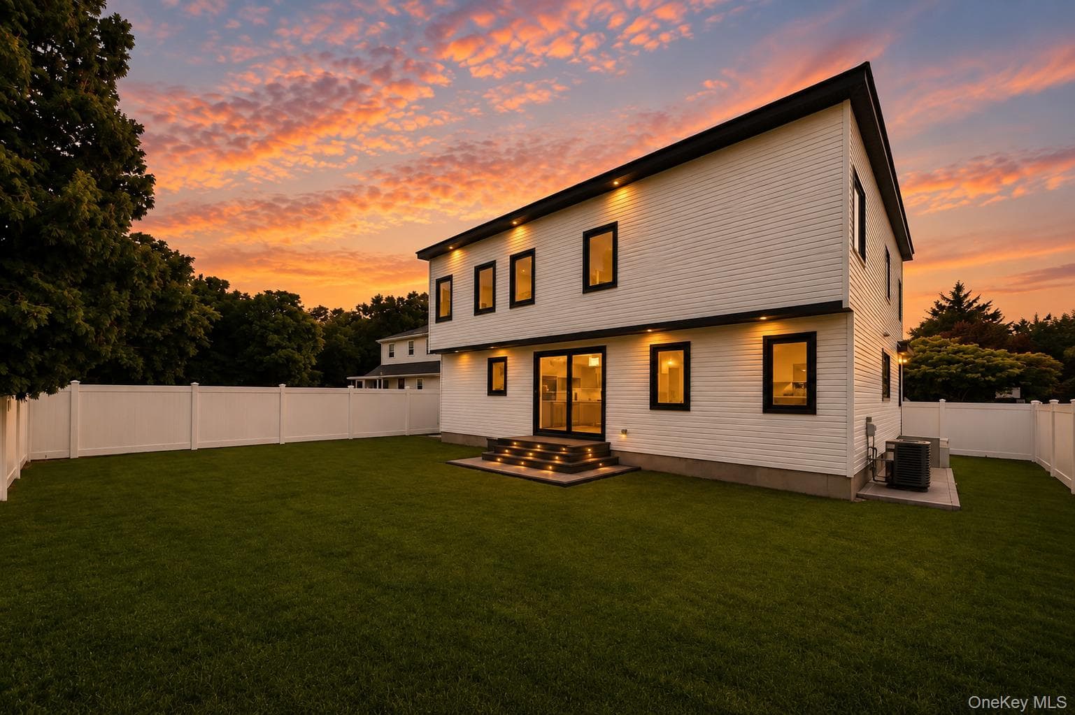 557 Knoll Ct CT thumbnail 16