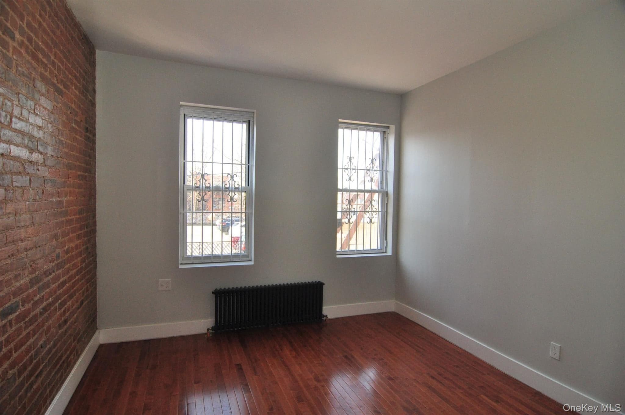506 E 188th Street thumbnail 6