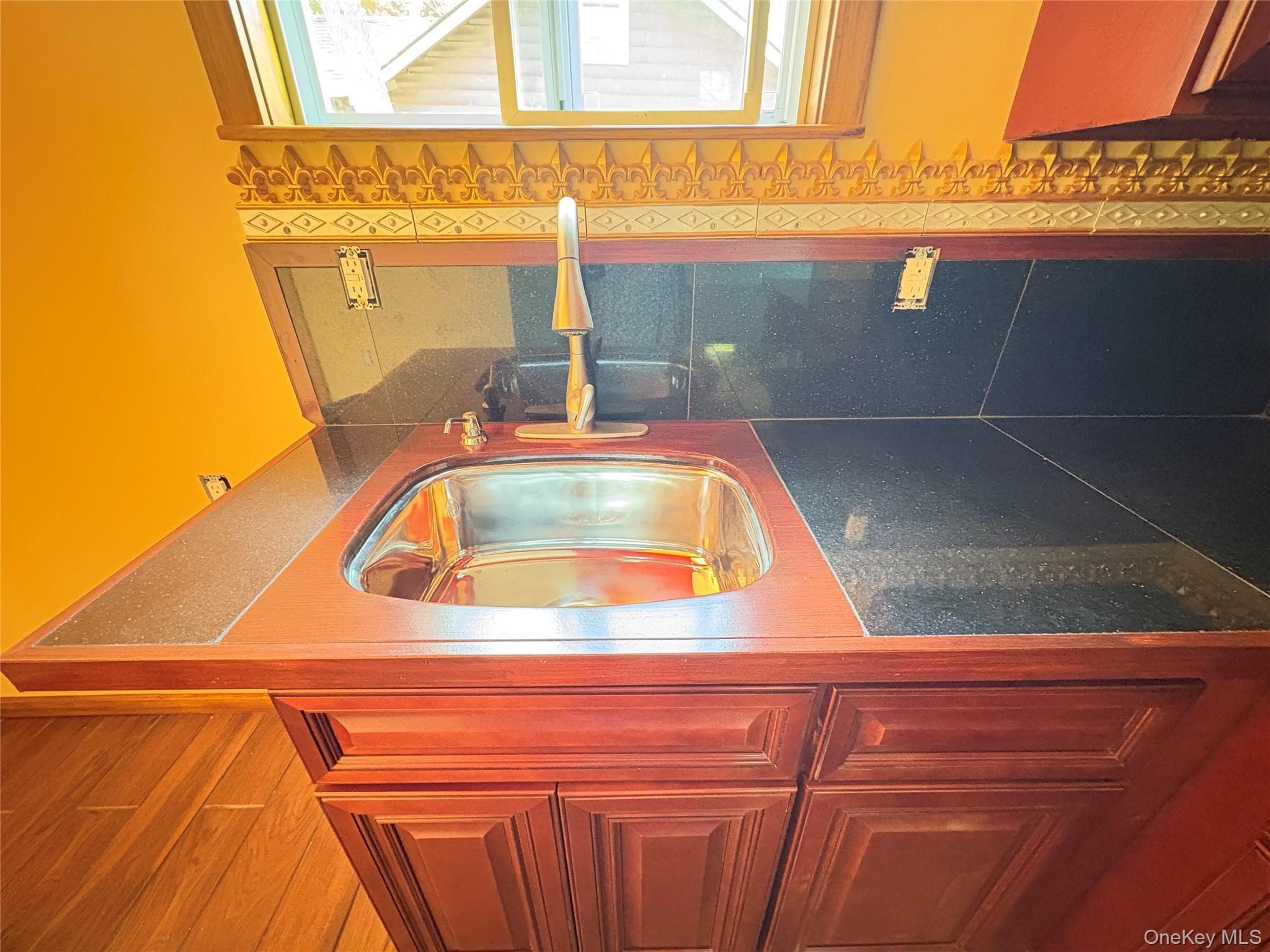 15 W Delaware Place thumbnail 14