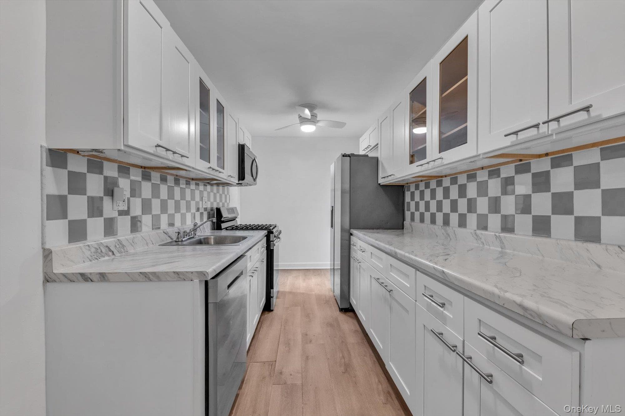 40 E 43rd Street Unit: 3B thumbnail 10