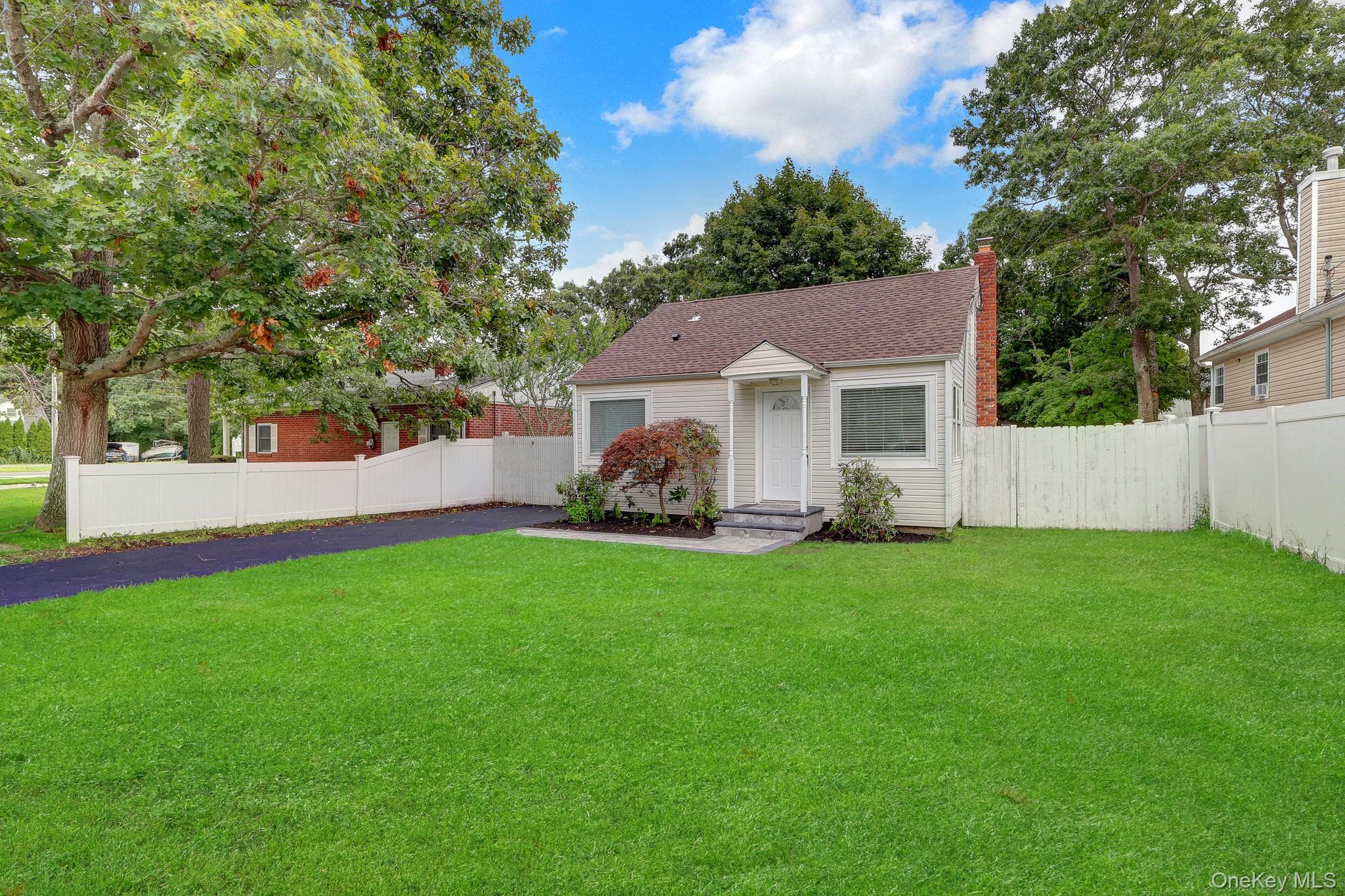 386 Tallwood Drive thumbnail 2