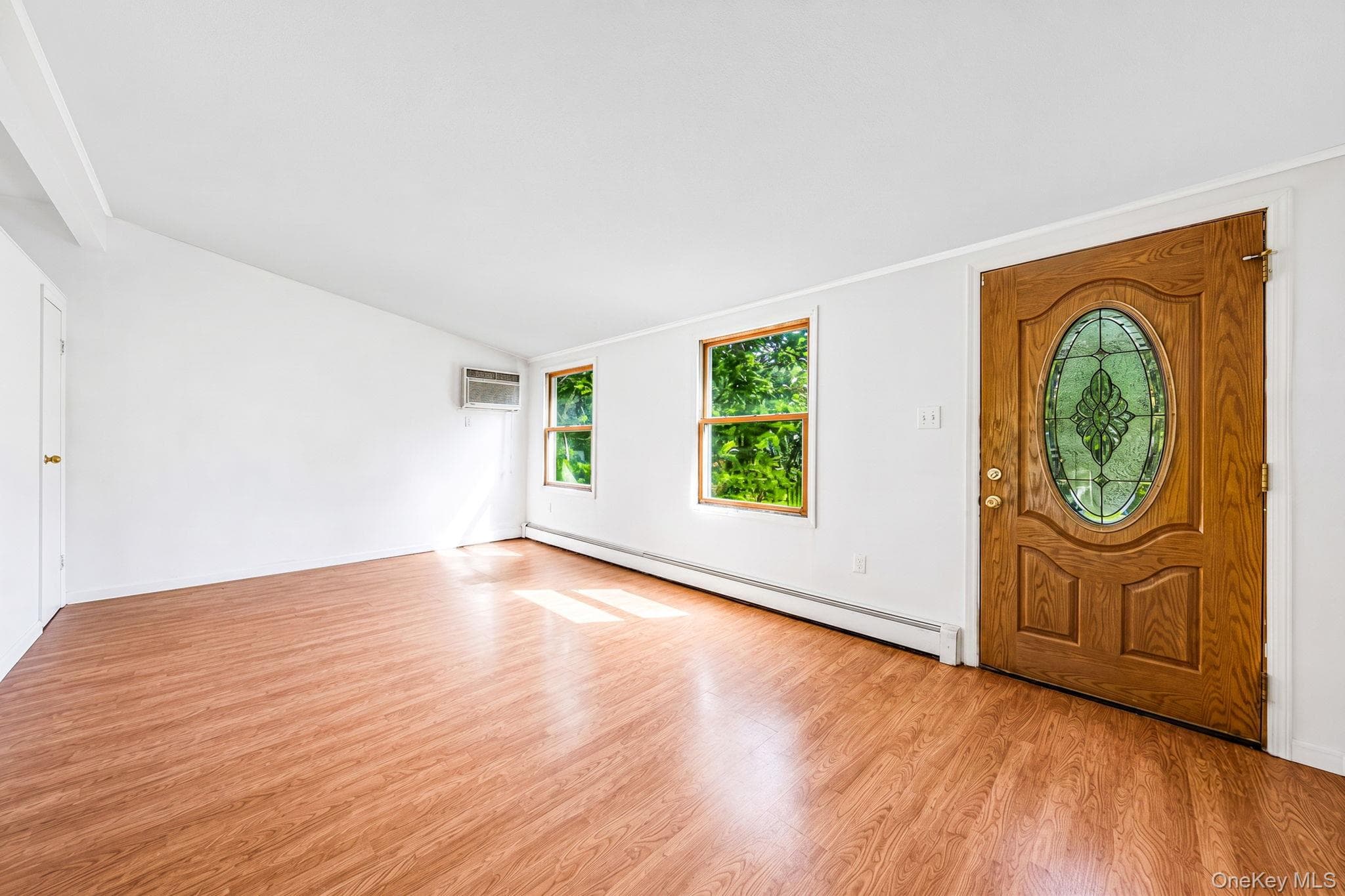 2356 Walnut Avenue thumbnail 3
