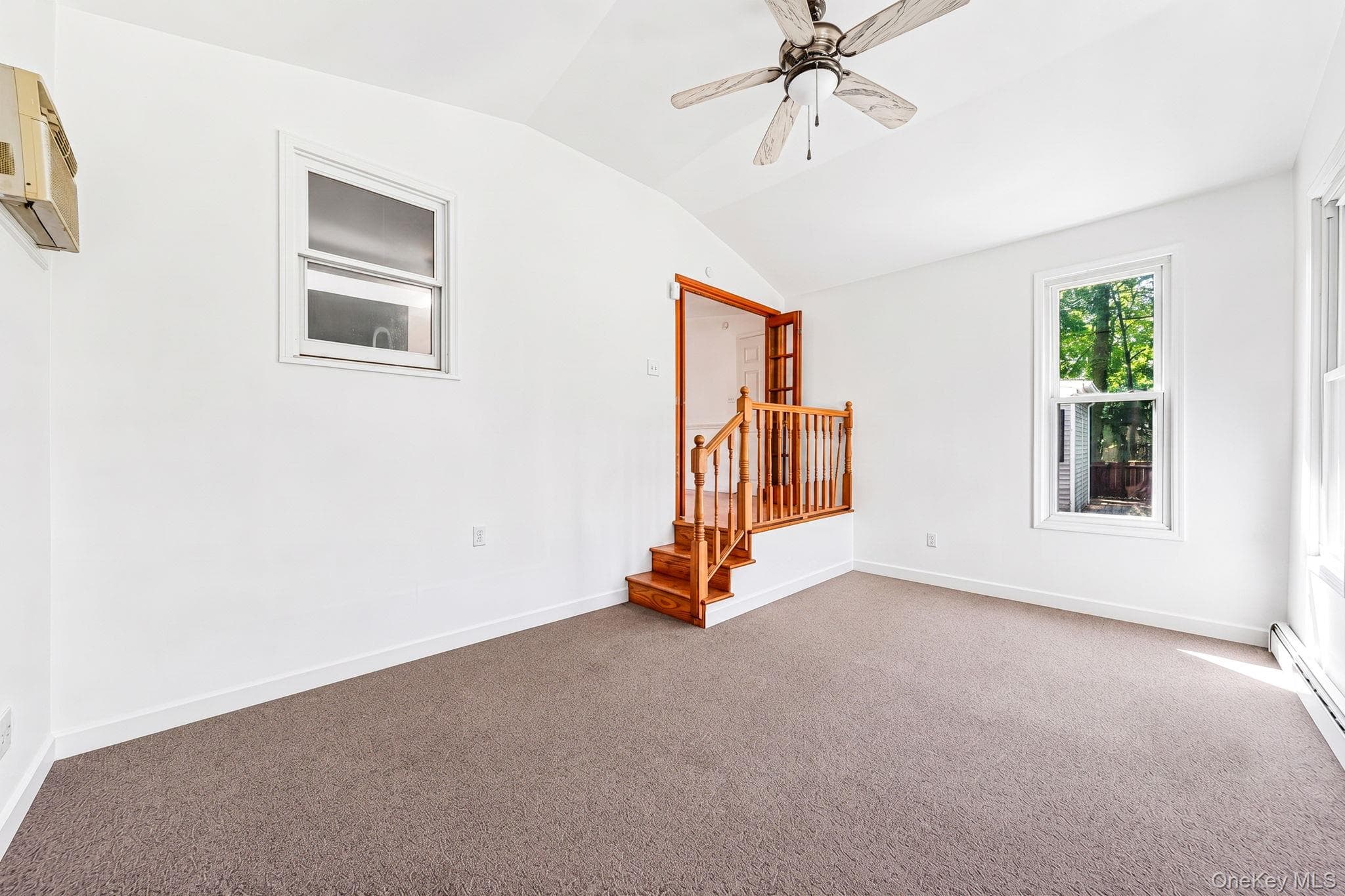2356 Walnut Avenue thumbnail 9