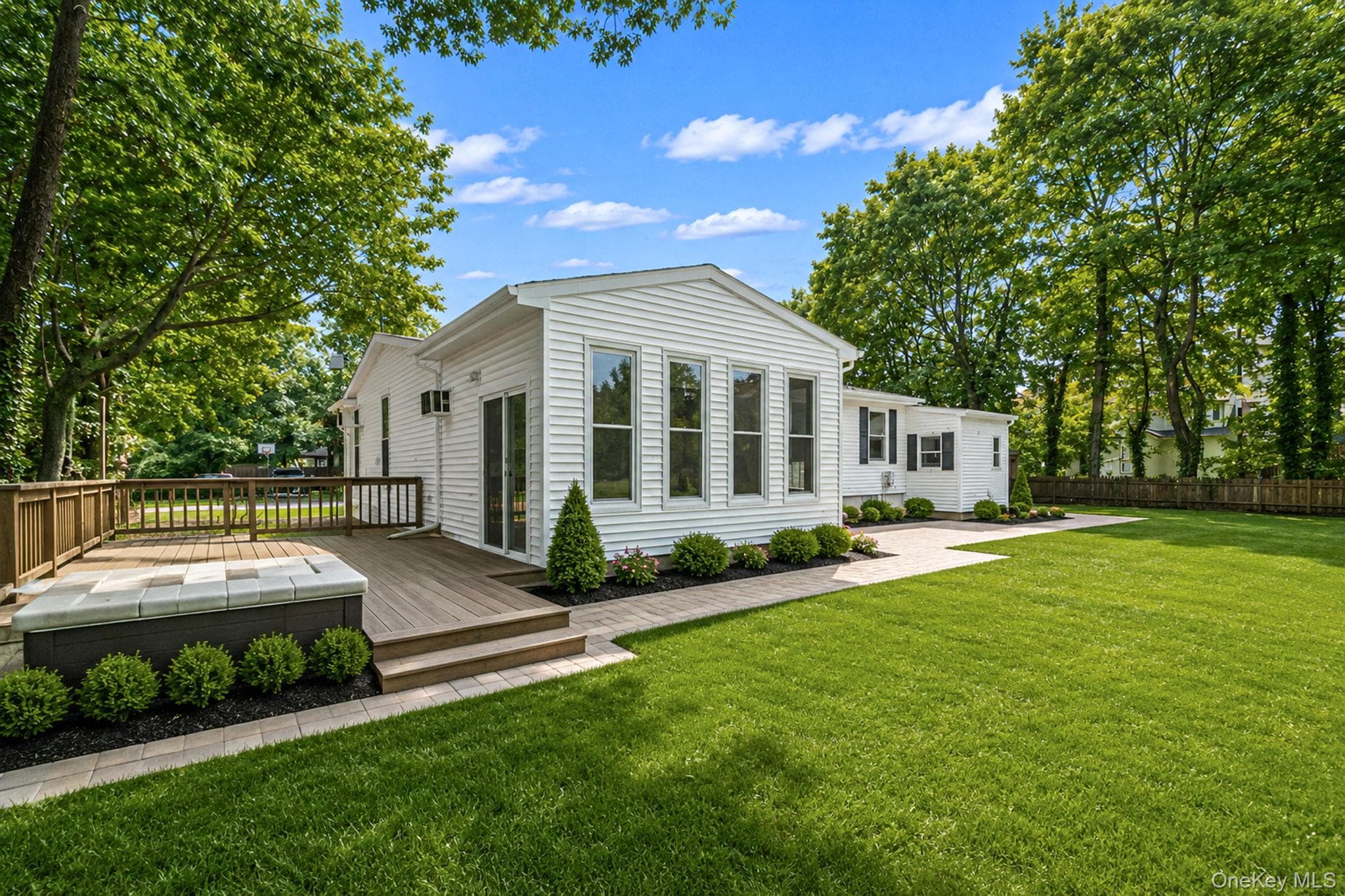 2356 Walnut Avenue thumbnail 17