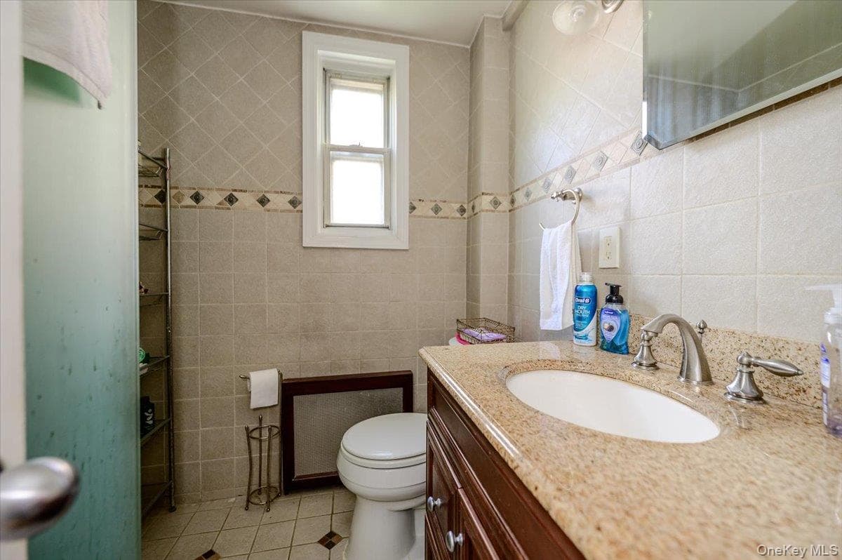 631 Kimball Avenue thumbnail 17