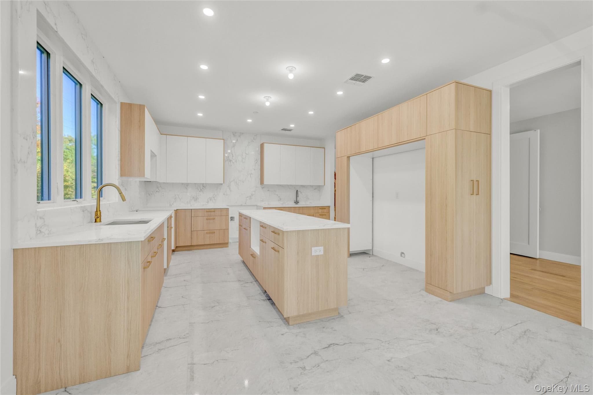 12 Sherman Drive Unit: 202 thumbnail 7