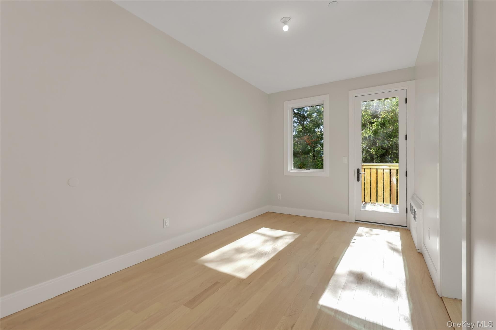 12 Sherman Drive Unit: 202 thumbnail 16