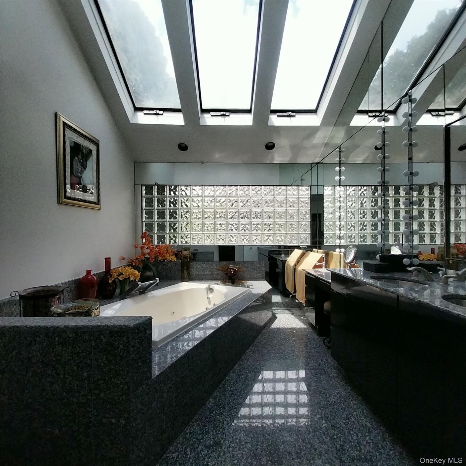 12 The Glen Lane Unit: 12 thumbnail 14