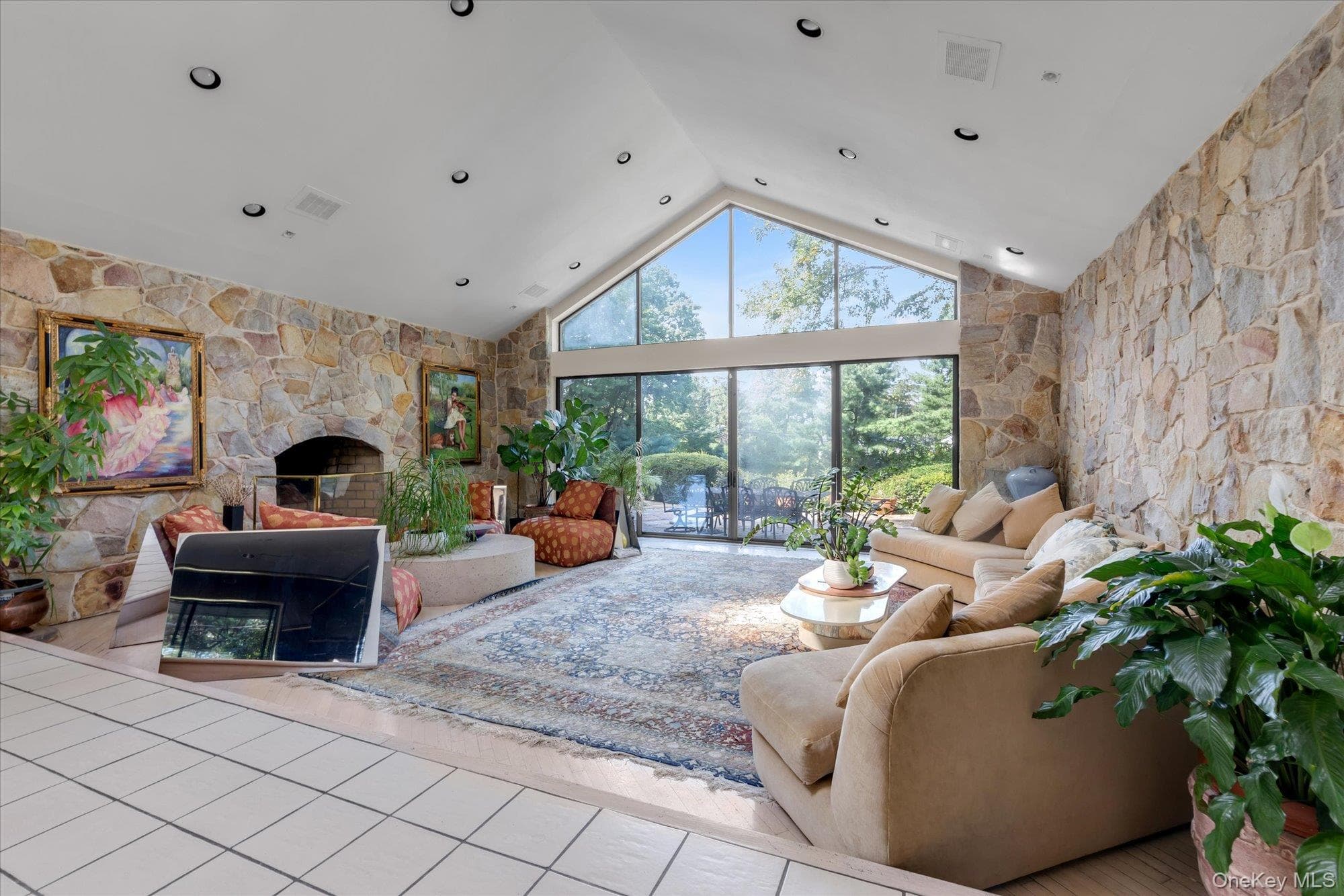 4 Broadlawn Avenue thumbnail 2