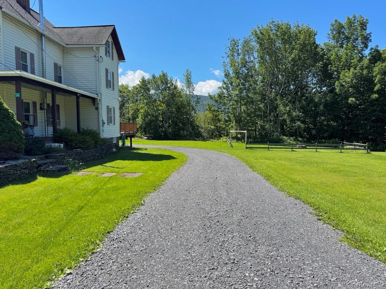 398 Lake Road thumbnail 3