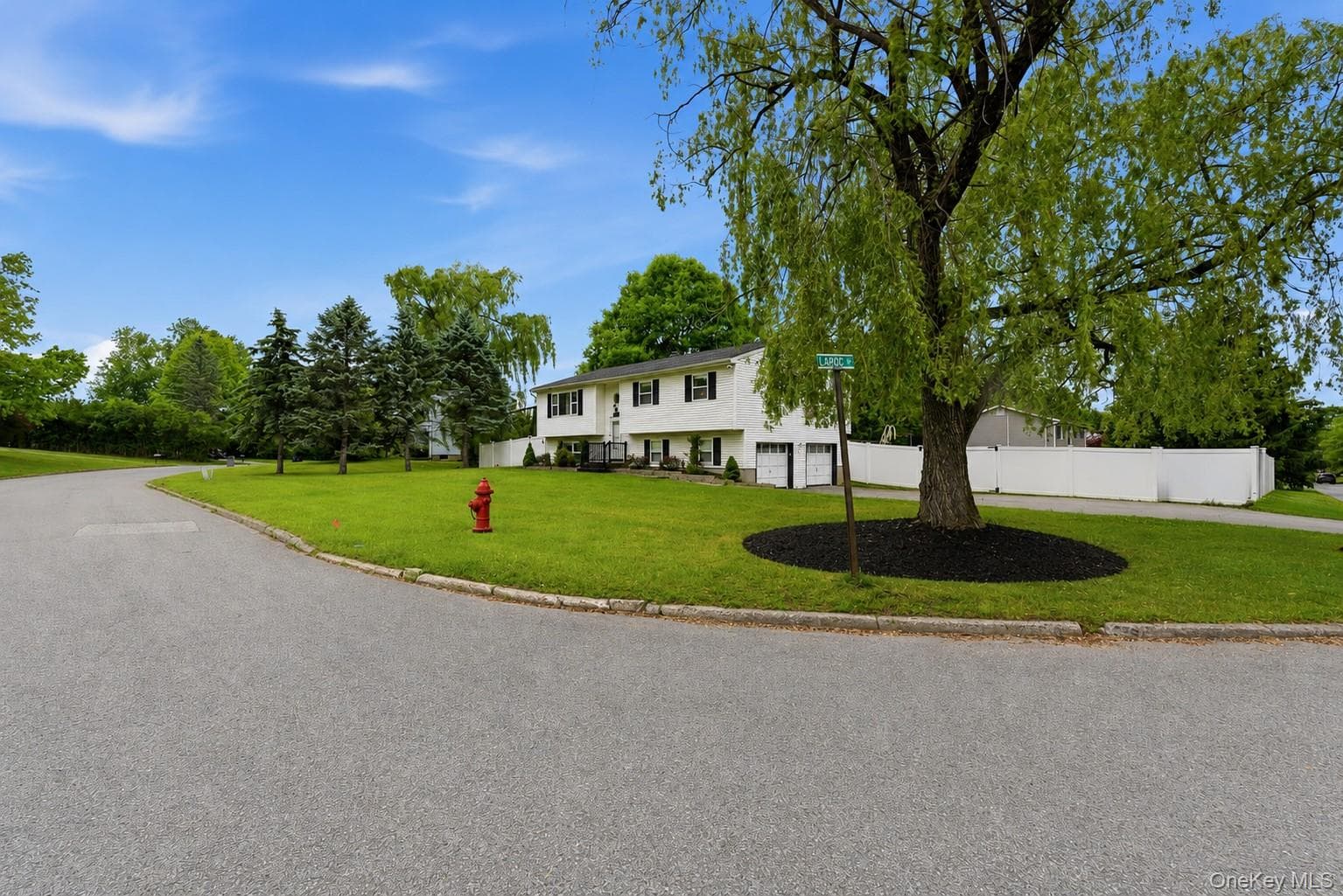 11 Chandler Drive thumbnail 32