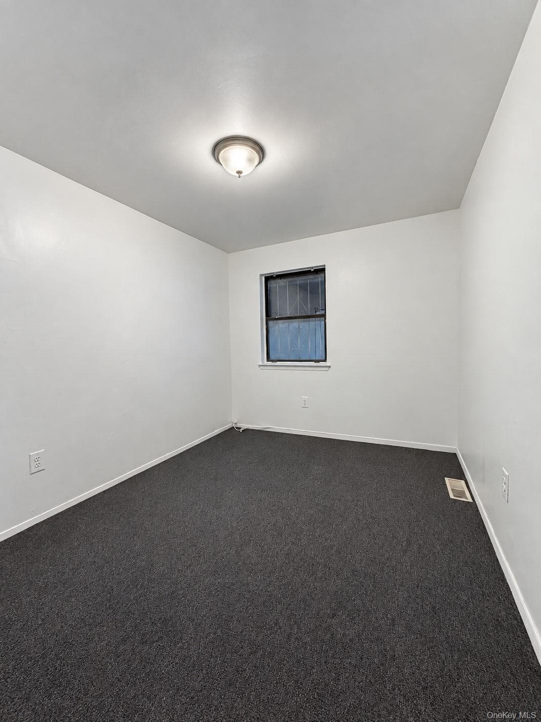 818 Trinity Avenue Unit: B thumbnail 12