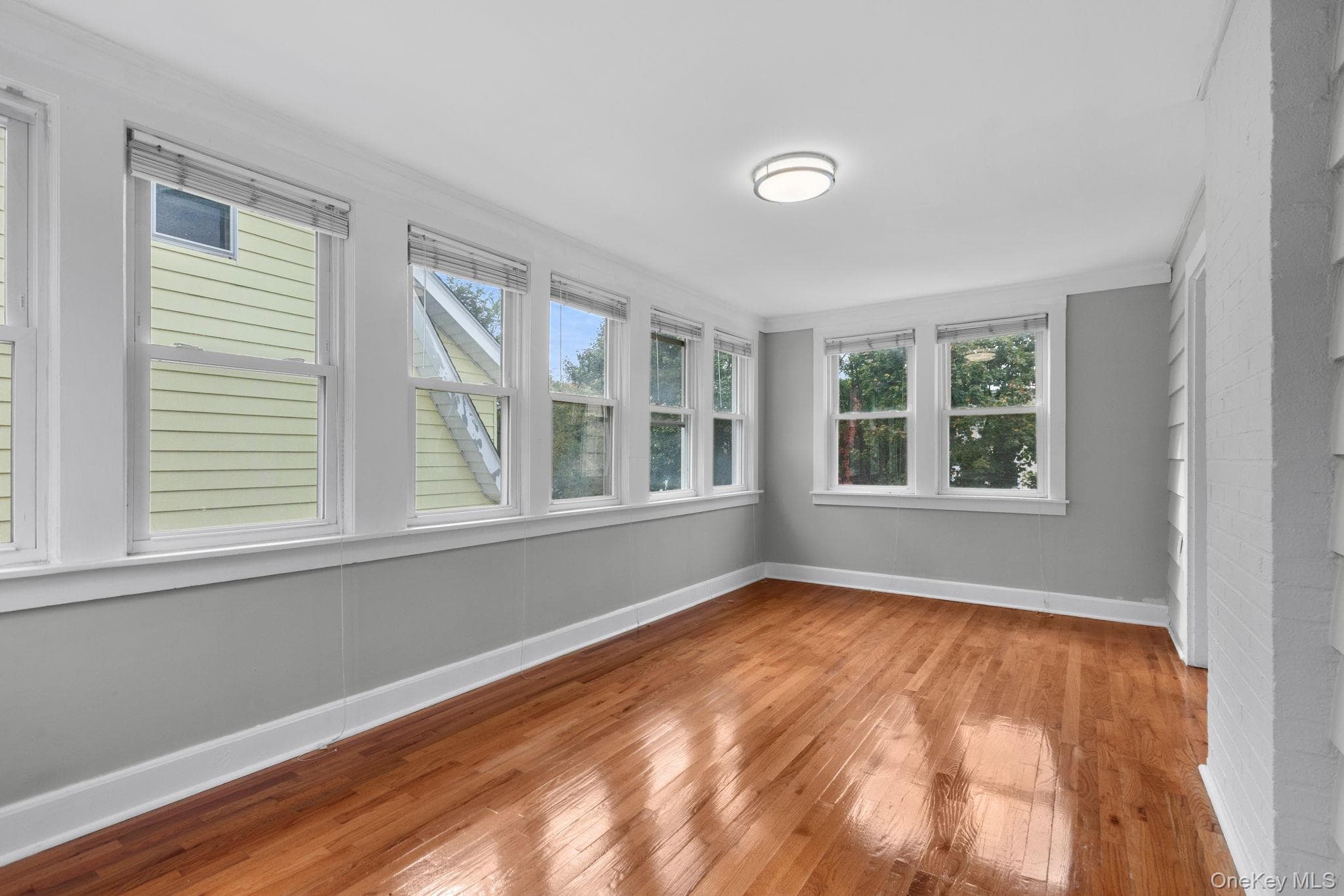 24 Wesley Avenue thumbnail 20