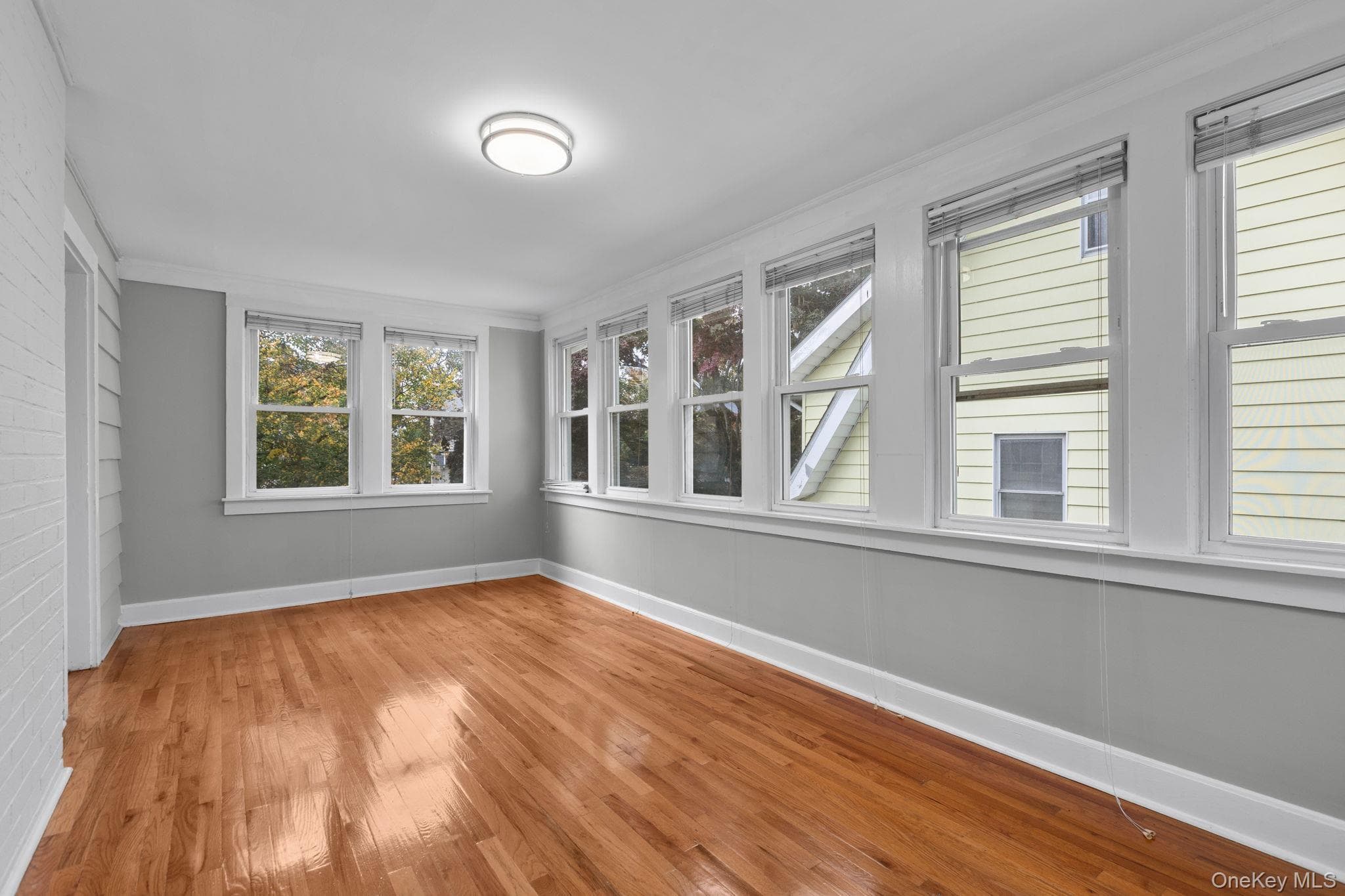 24 Wesley Avenue thumbnail 19