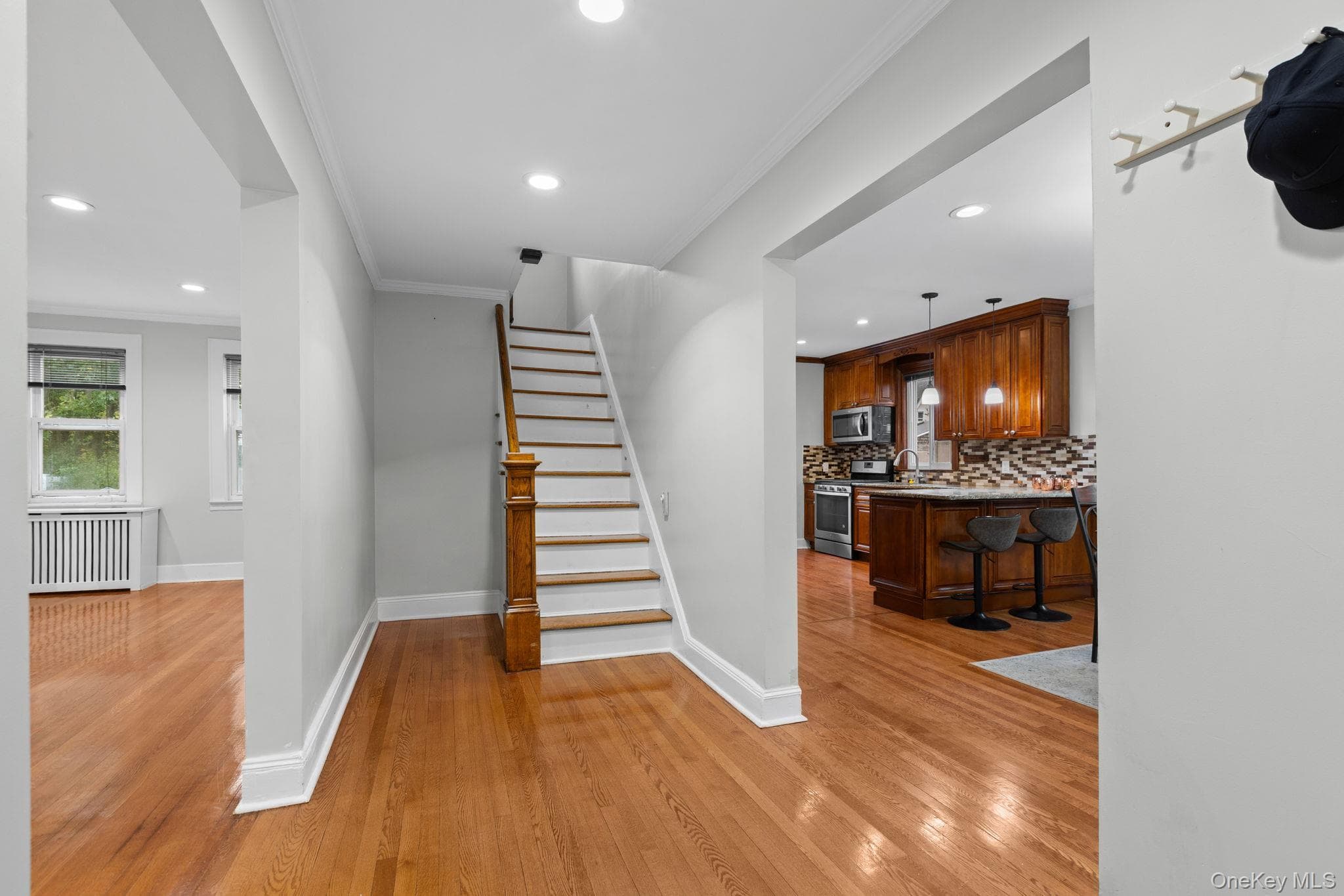 24 Wesley Avenue thumbnail 3