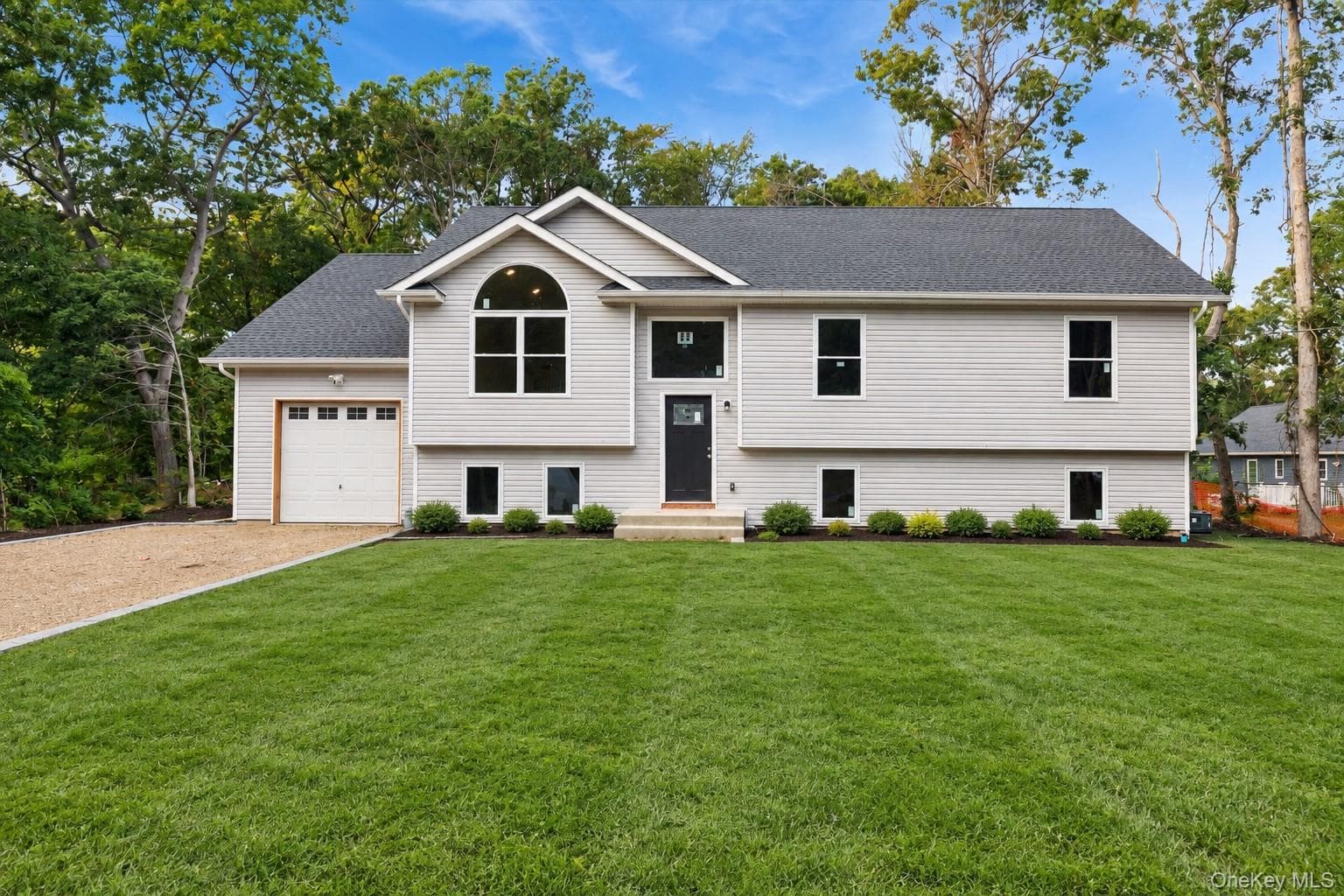 129 Cedar Lane, Medford