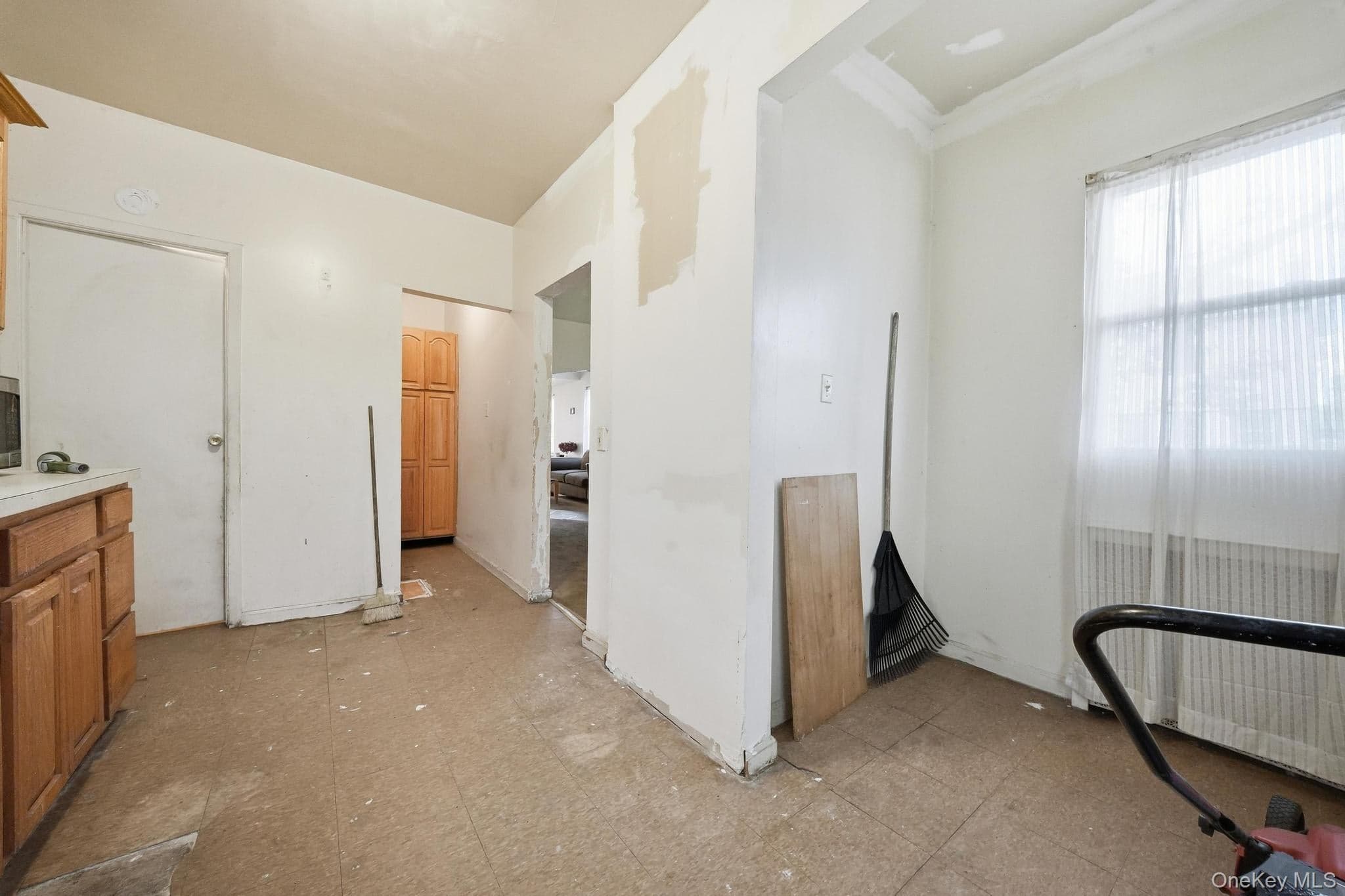 188-01 Mangin Avenue thumbnail 10