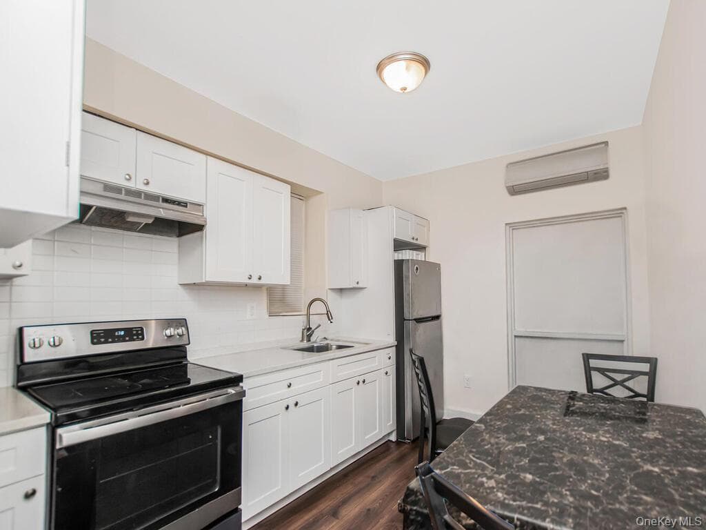 1406 White Plains Road thumbnail 38