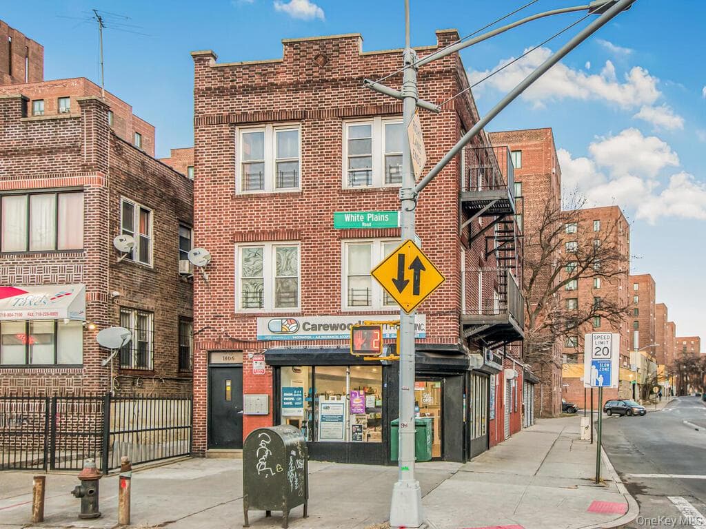 1406 White Plains Road thumbnail 27