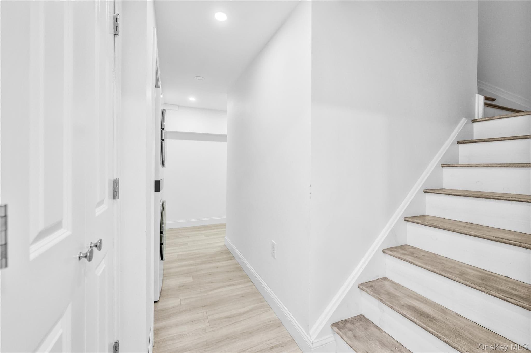 169 S Pascack Road thumbnail 32