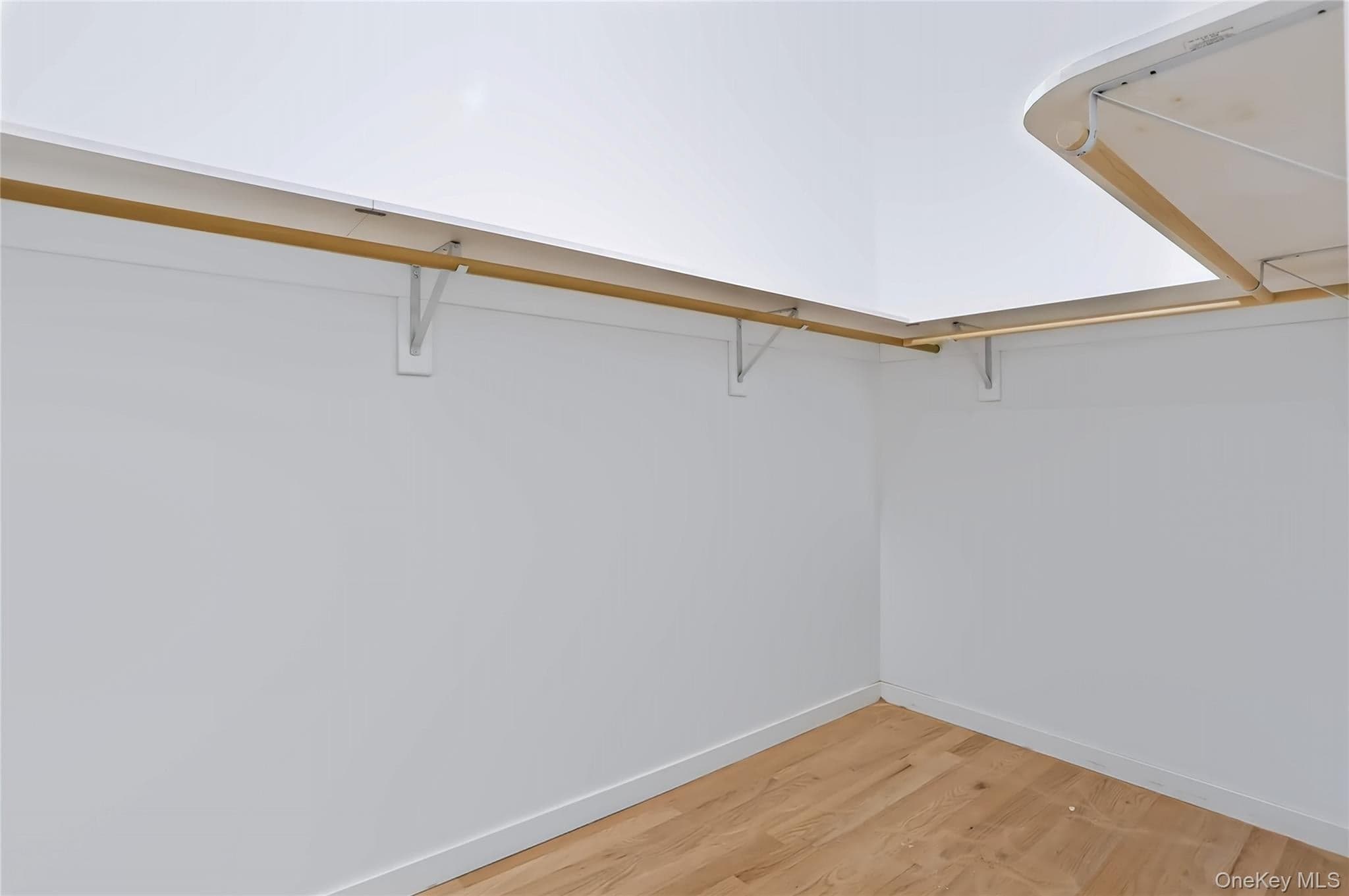 16 Phyllis Terrace Unit: 302 thumbnail 24