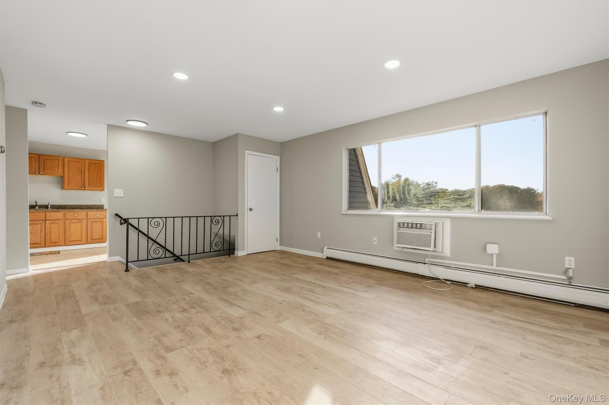 2740 South Road Unit: H6 thumbnail 9