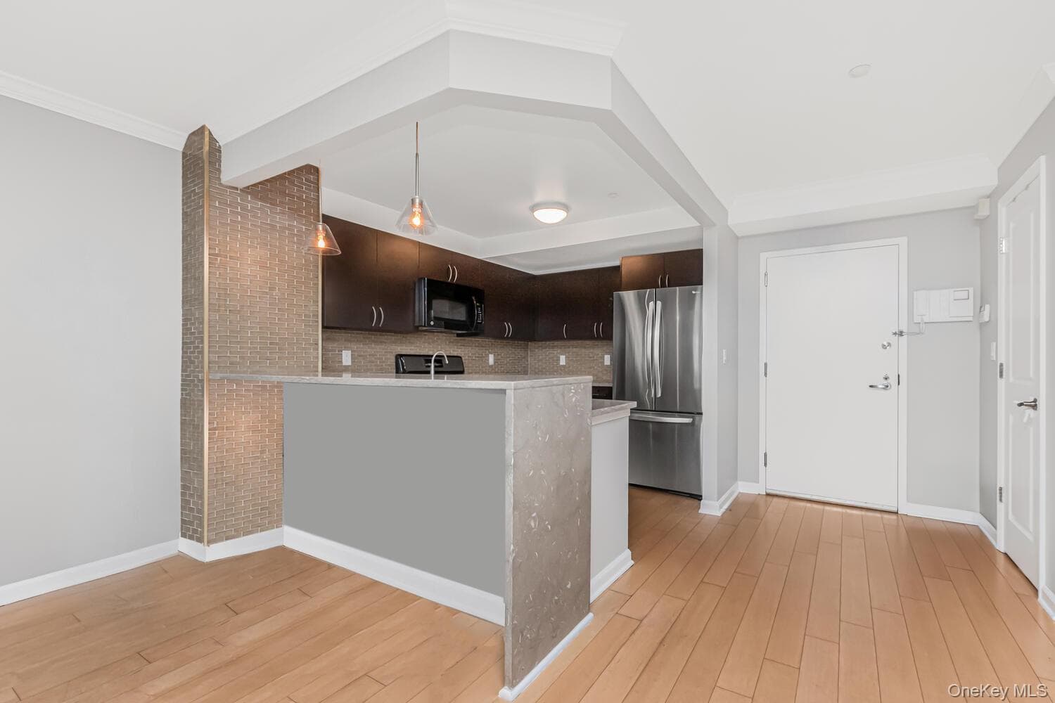 1490 Outlook Avenue Unit: 1D thumbnail 5