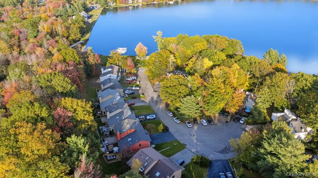 20 Lakeview Court thumbnail 2