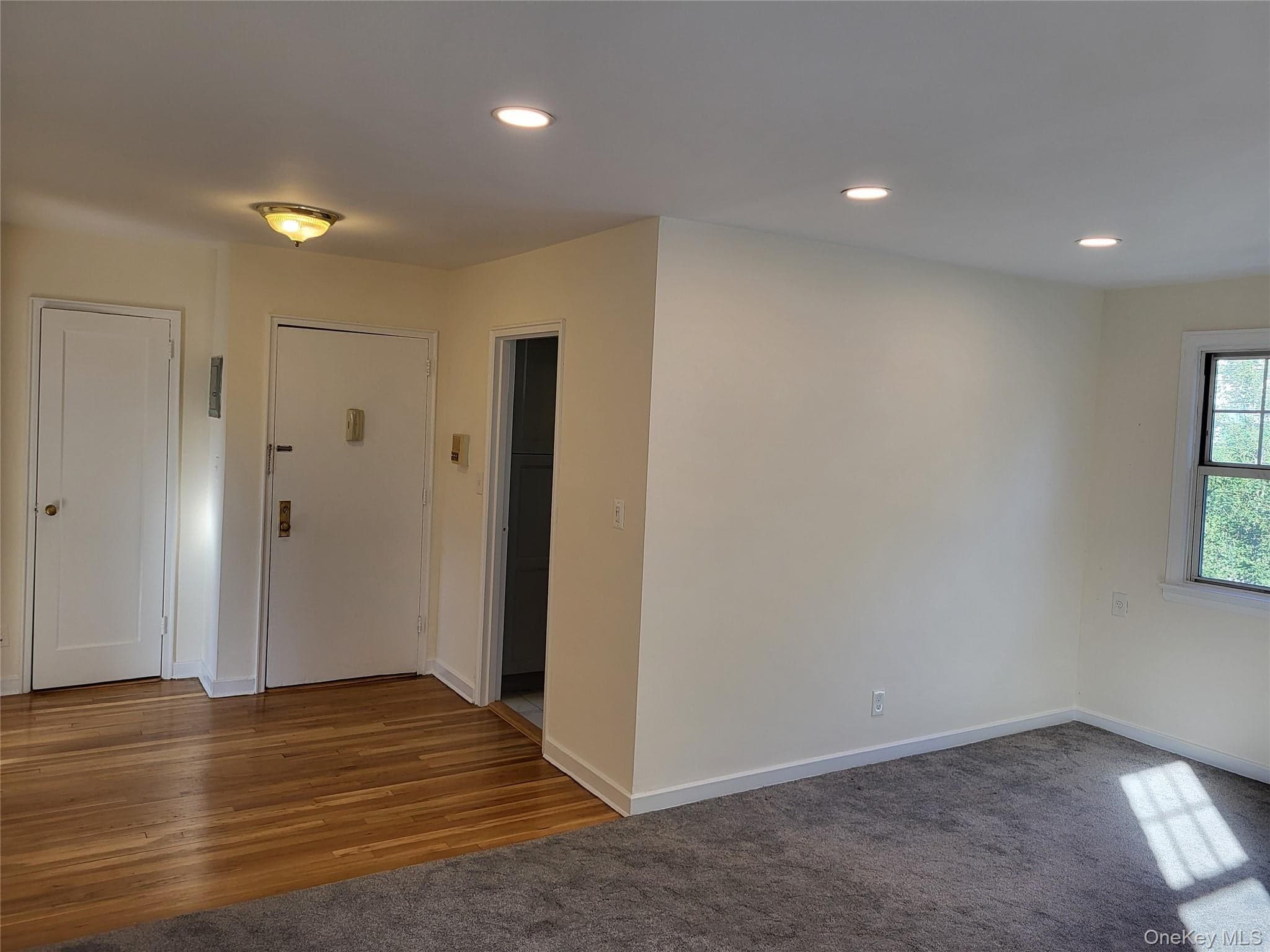 103 Columbus AVE Unit: 2B thumbnail 7